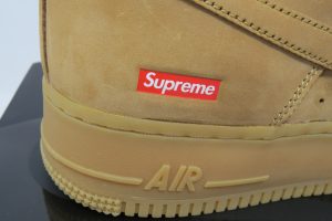 Supreme Nike AF1 tan UK10