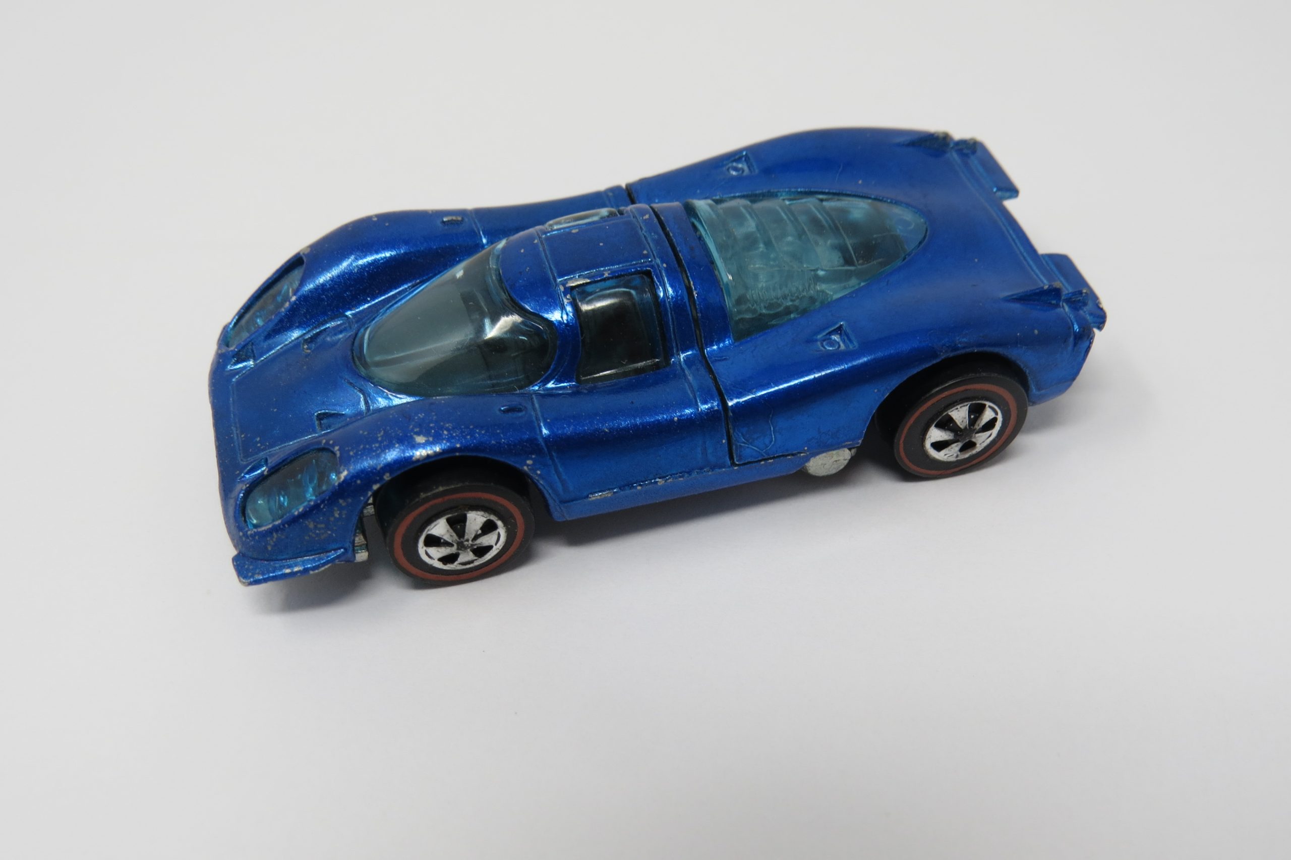 mattel-hot-wheels-redline-cars-looking-at-toys-collectible-toys